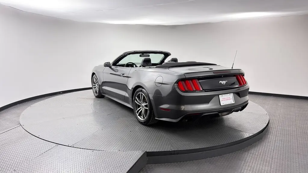 2017 FORD MUSTANG ECOBOOST PREMIUM photo 5