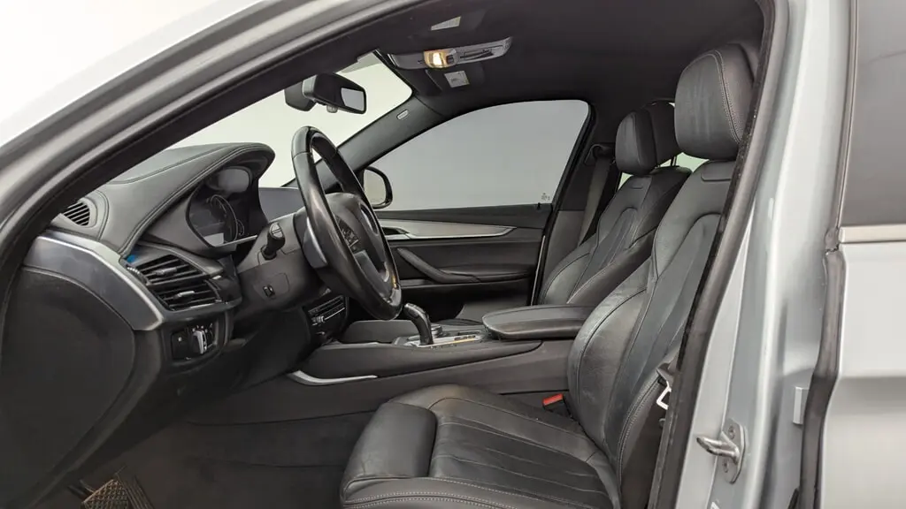 2017 BMW X6 XDRIVE35I photo 12