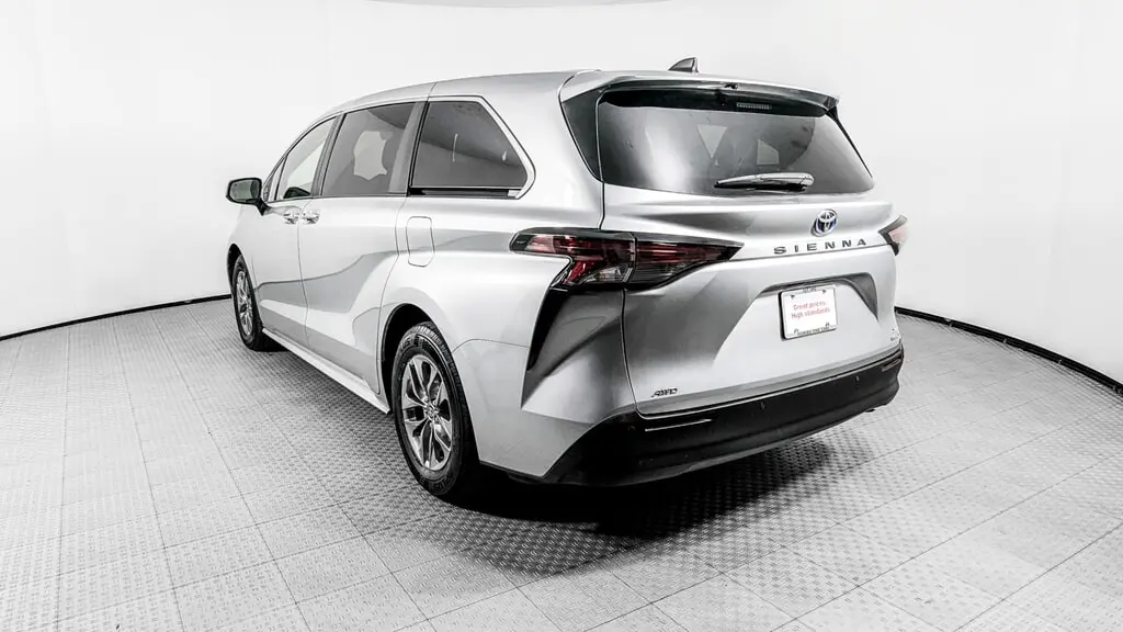Florida Fine Cars - Used TOYOTA SIENNA 2023 ORLANDO XLE