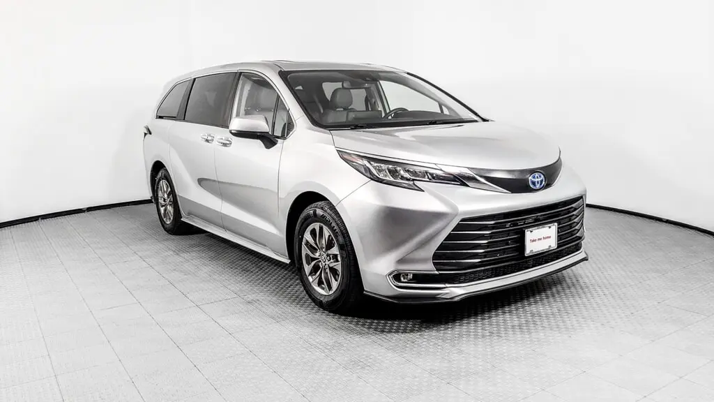 Florida Fine Cars - Used TOYOTA SIENNA 2023 ORLANDO XLE