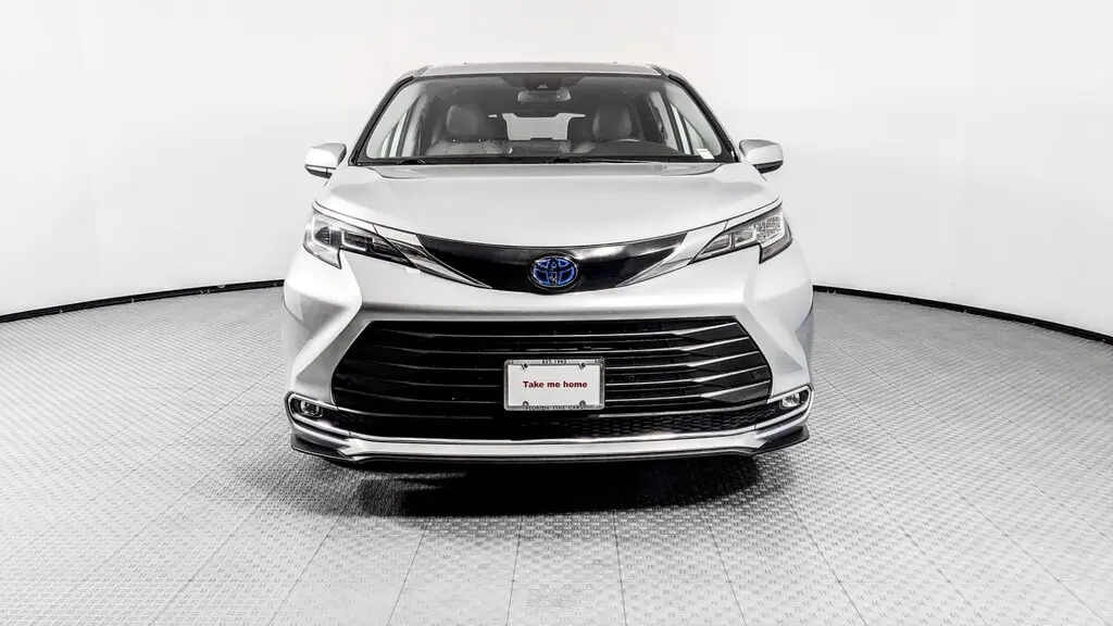 Florida Fine Cars - Used TOYOTA SIENNA 2023 ORLANDO XLE