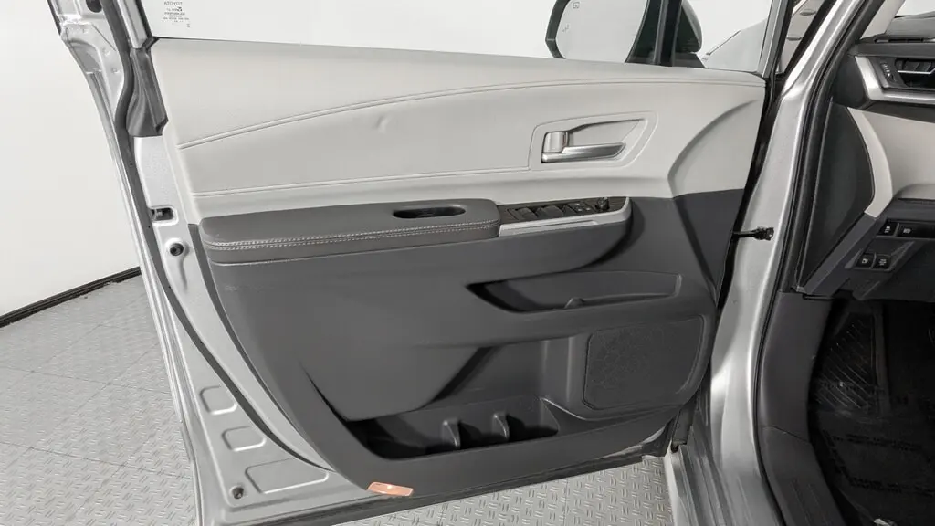 Florida Fine Cars - Used TOYOTA SIENNA 2023 ORLANDO XLE