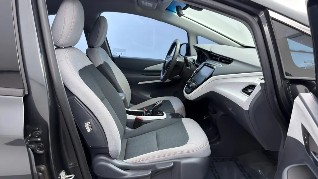 2020 CHEVROLET BOLT EV LT photo 21