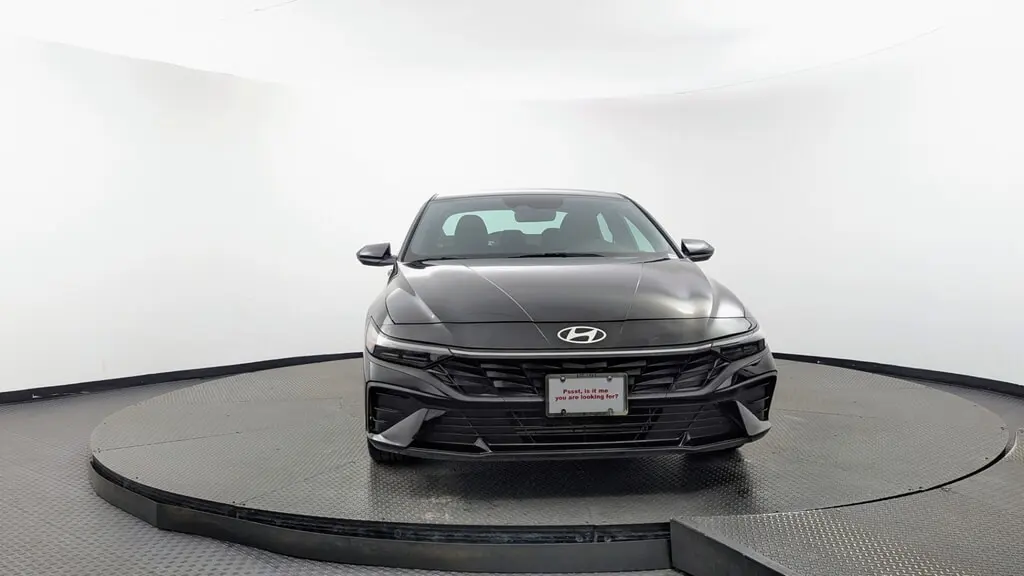 2025 HYUNDAI ELANTRA SEL SPORT photo 11