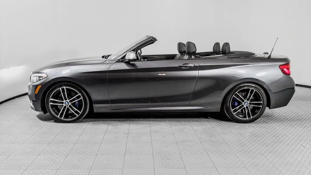 2019 BMW 2 SERIES M240I photo 2