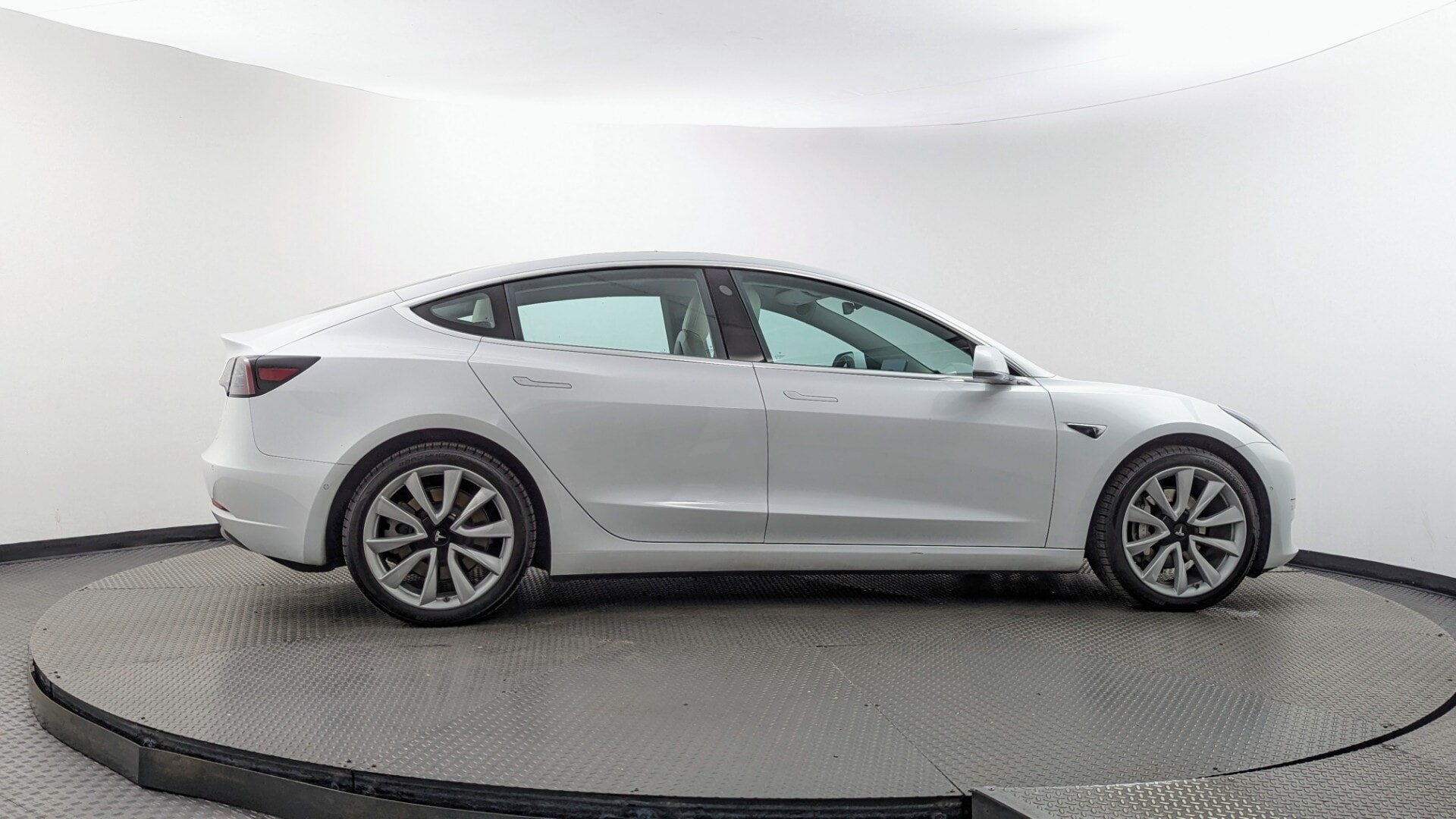 Florida Fine Cars - Used vehicle - SEDAN TESLA MODEL 3 2018