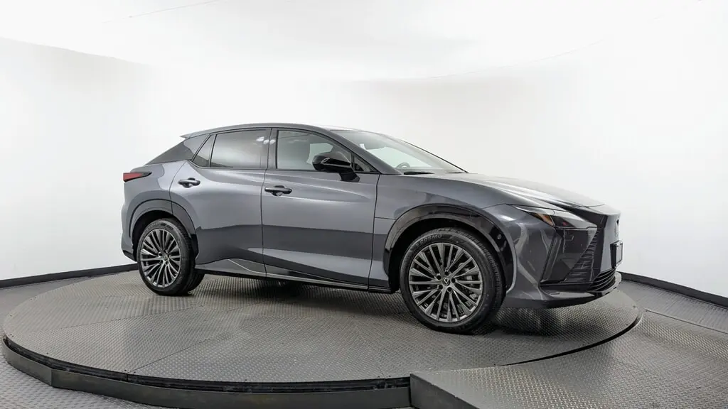 2023 LEXUS RZ RZ 450E LUXURY photo 10