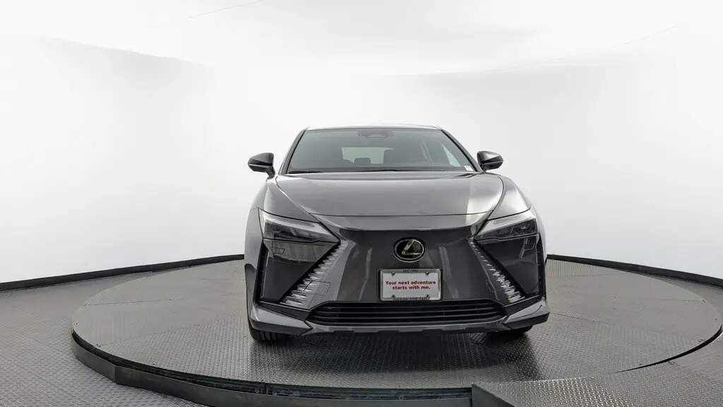2023 LEXUS RZ RZ 450E LUXURY photo 11