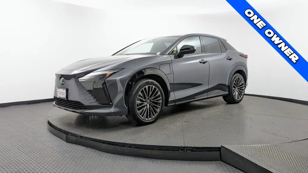 2023 LEXUS RZ RZ 450E LUXURY photo 1