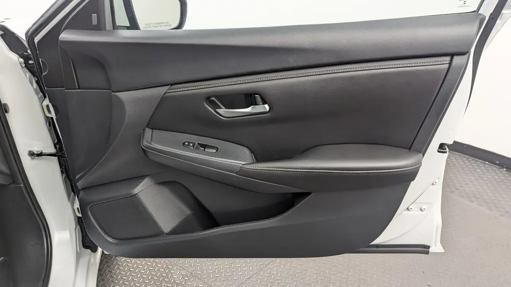 2025 NISSAN SENTRA SV photo 21