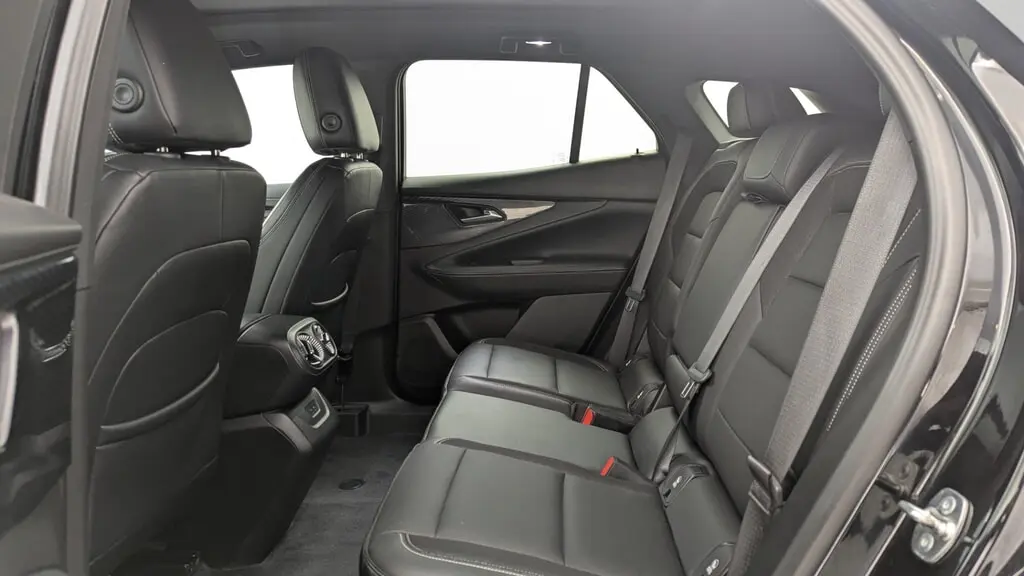 2024 CHEVROLET BLAZER EV EAWD LT photo 16