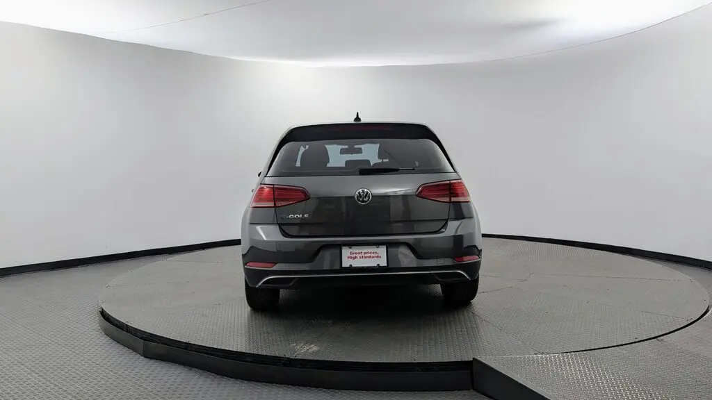 2018 VOLKSWAGEN E-GOLF SE photo 6
