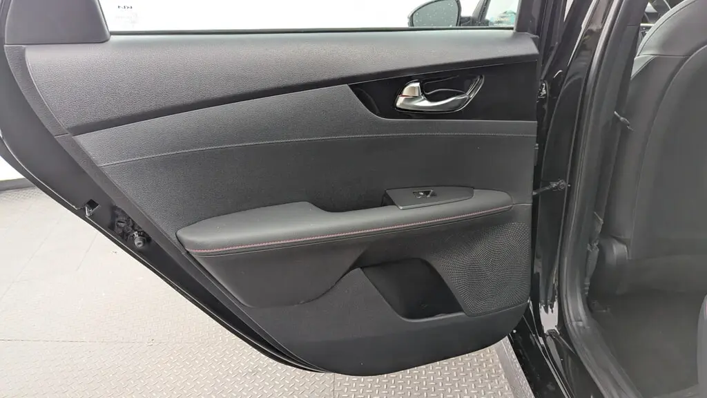 2023 KIA FORTE GT photo 15