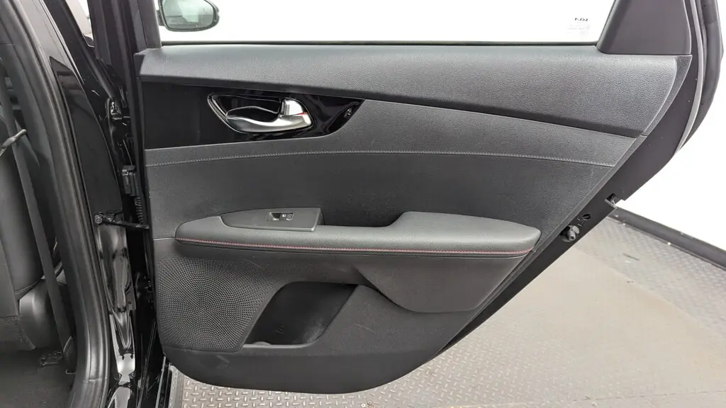 2023 KIA FORTE GT photo 20
