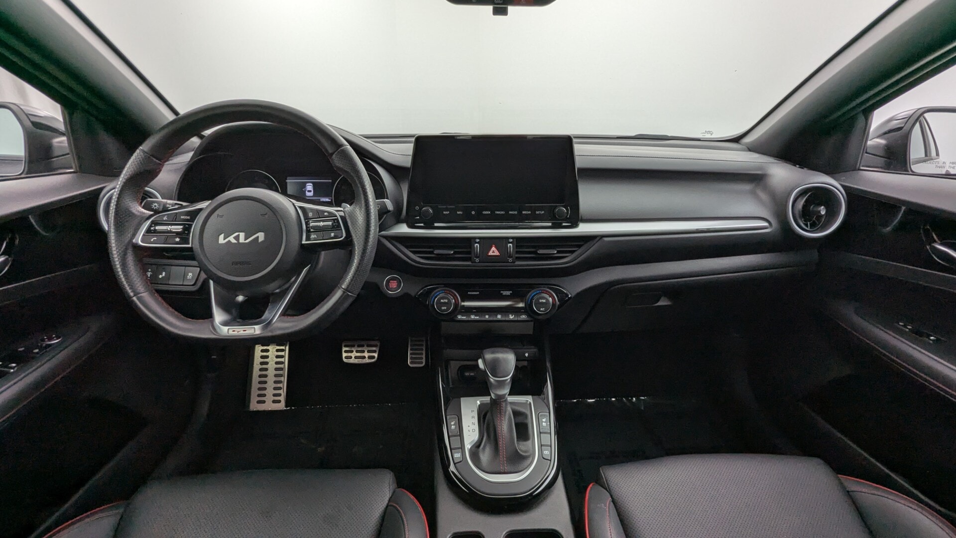 Florida Fine Cars - Used vehicle - SEDAN KIA FORTE 2023