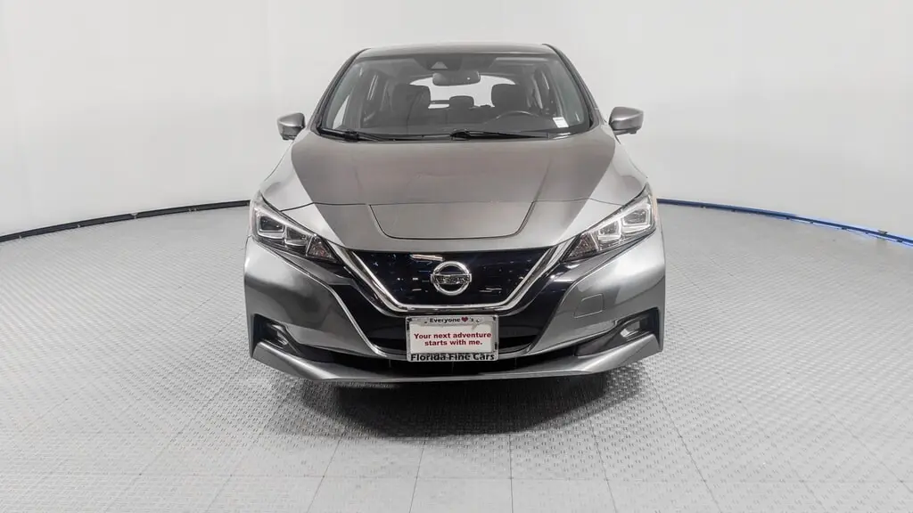 2020 NISSAN LEAF SV photo 11