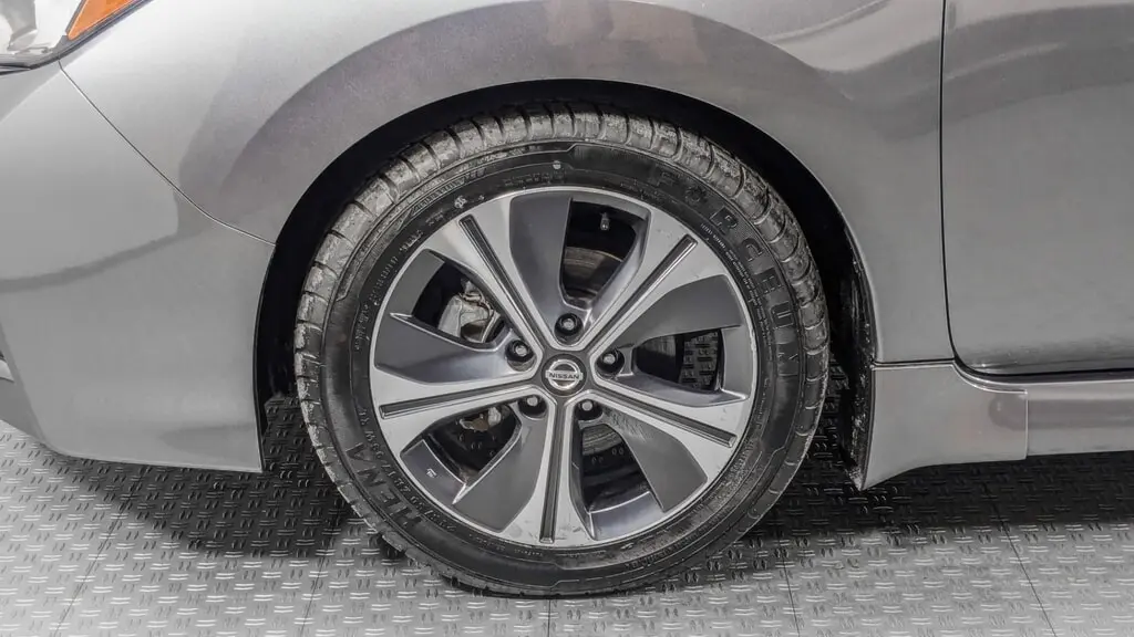 2020 NISSAN LEAF SV photo 33