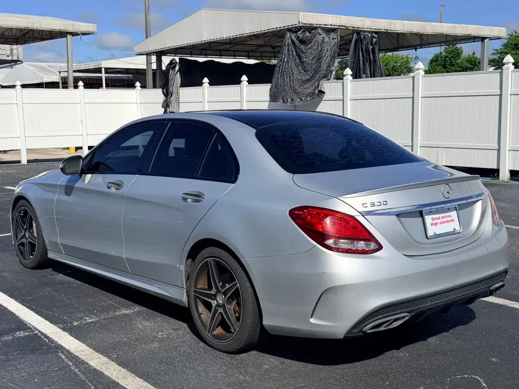 2016 MERCEDES-BENZ C-CLASS C 300 photo 3