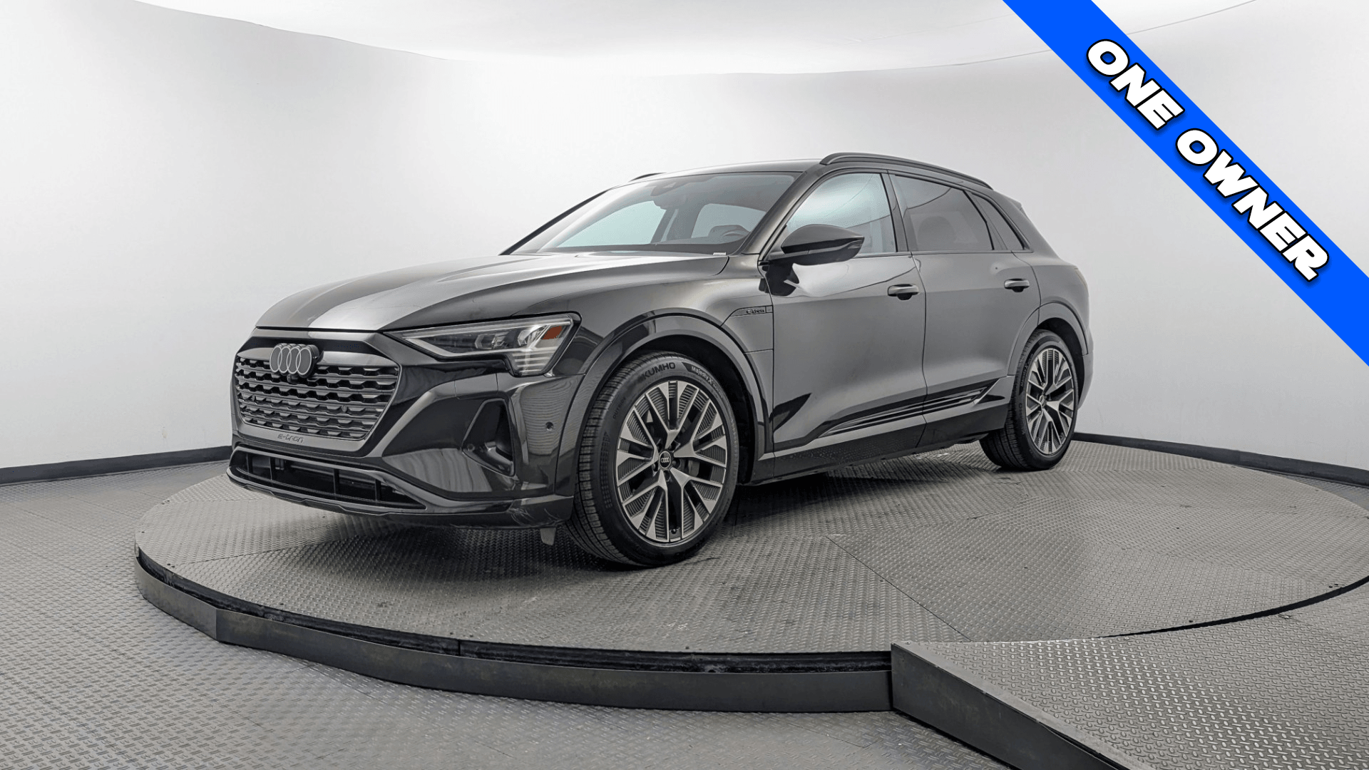 2024 Audi Q8 e-tron