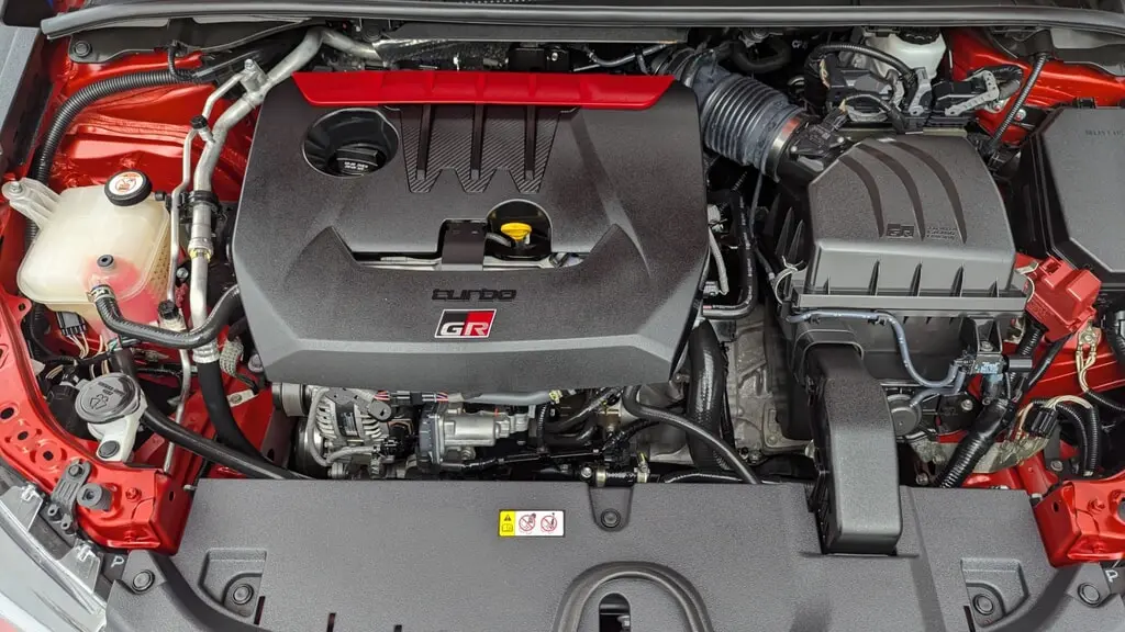 2023 TOYOTA GR COROLLA CORE photo 30