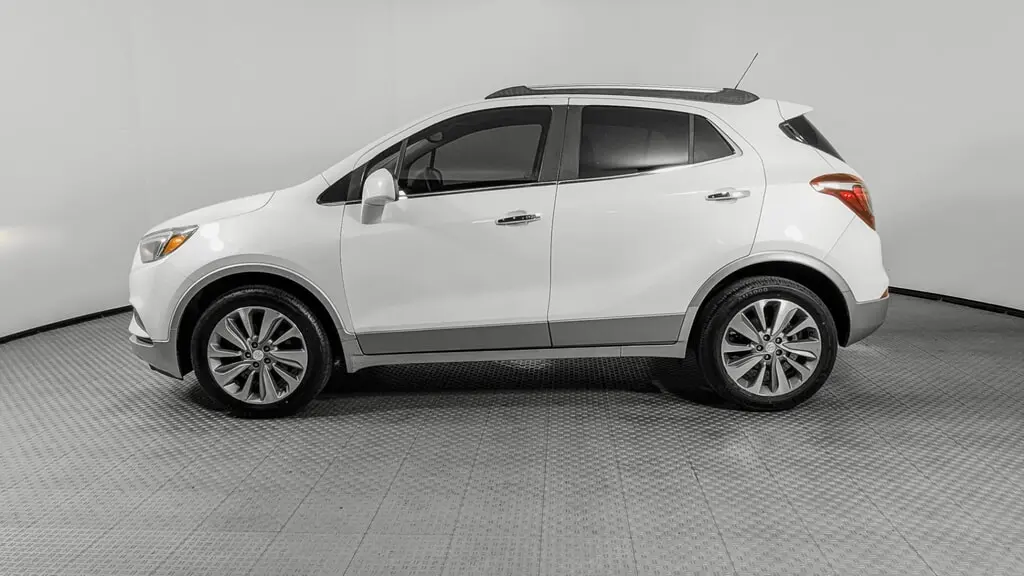 2020 BUICK ENCORE PREFERRED photo 2