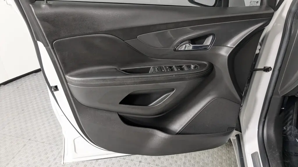 2020 BUICK ENCORE PREFERRED photo 12