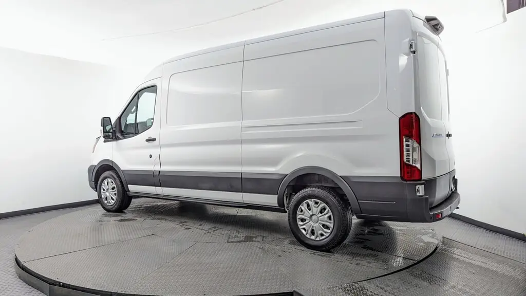 2023 FORD E-TRANSIT photo 3