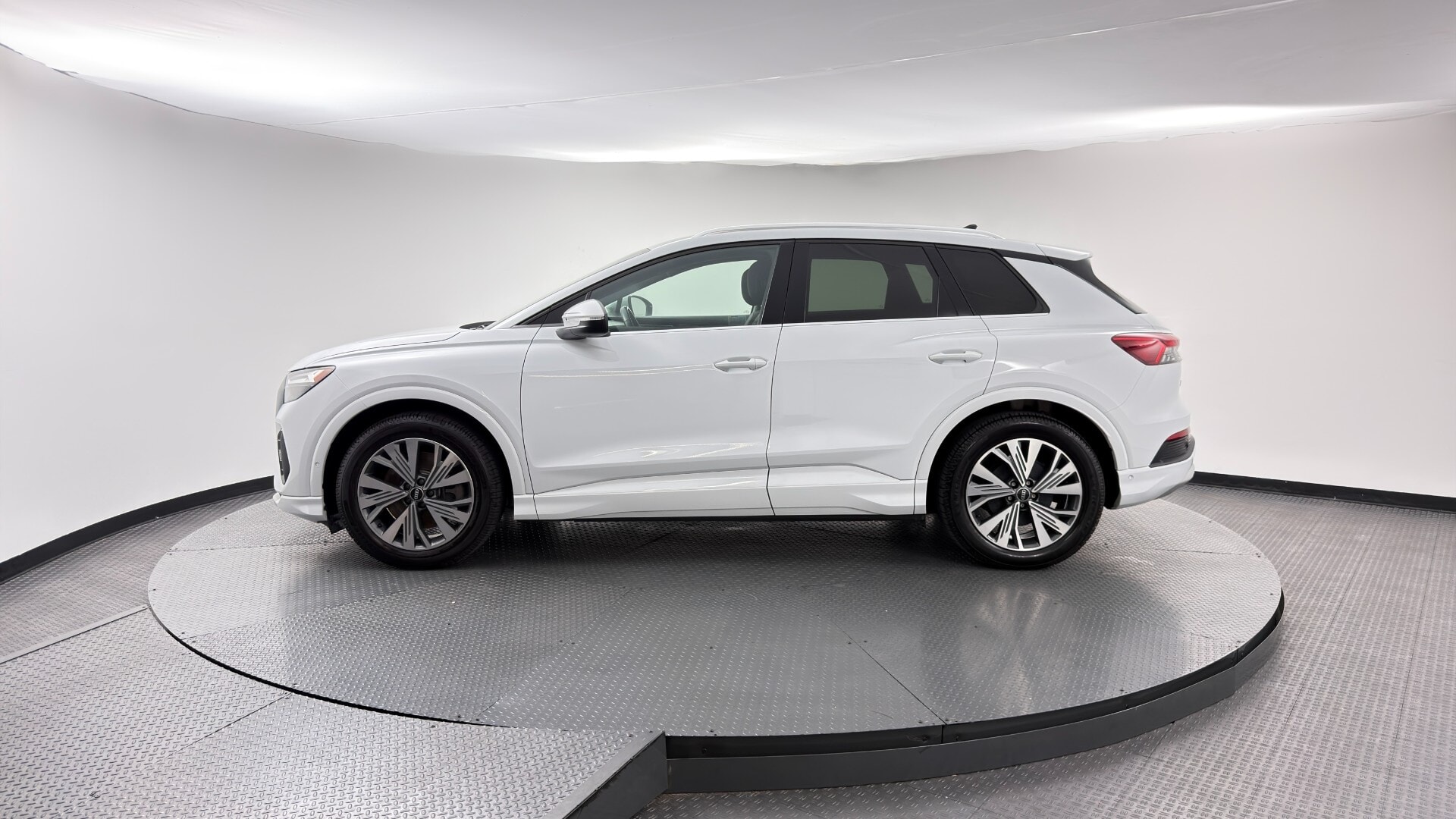 2023 AUDI Q4 E-TRON PREMIUM PLUS photo 2