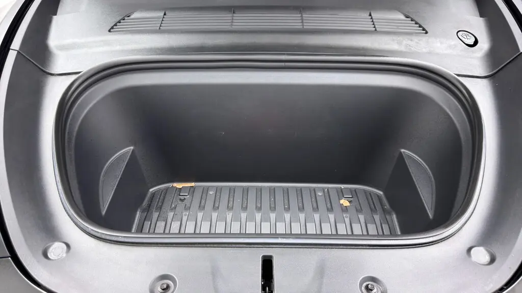 2022 TESLA MODEL Y PERFORMANCE photo 32
