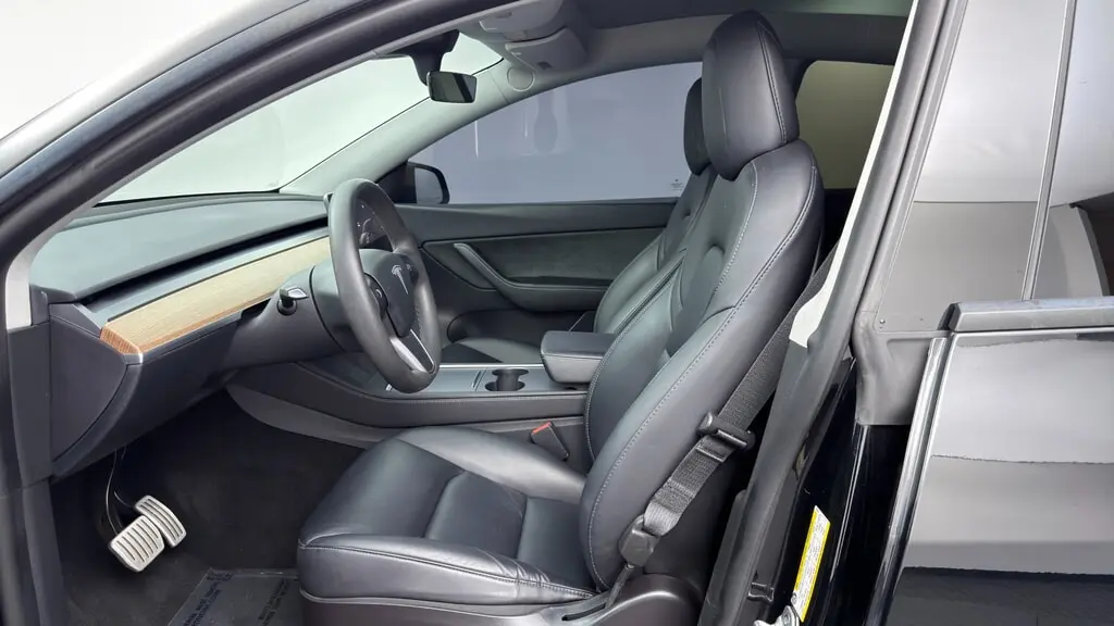 2022 TESLA MODEL Y PERFORMANCE photo 12