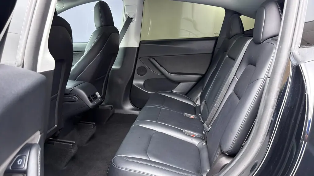 2022 TESLA MODEL Y PERFORMANCE photo 15