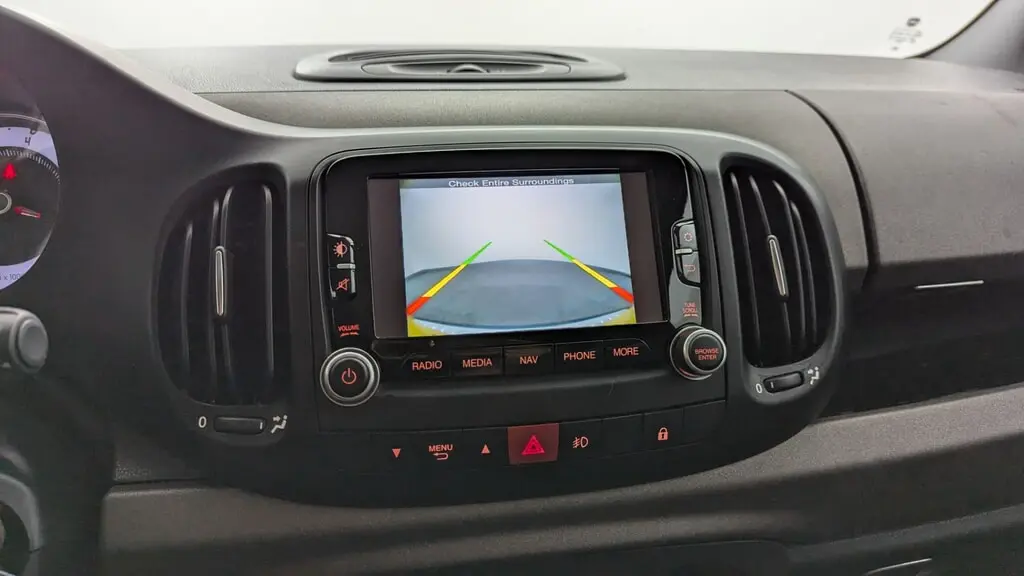 2014 FIAT 500L TREKKING photo 29