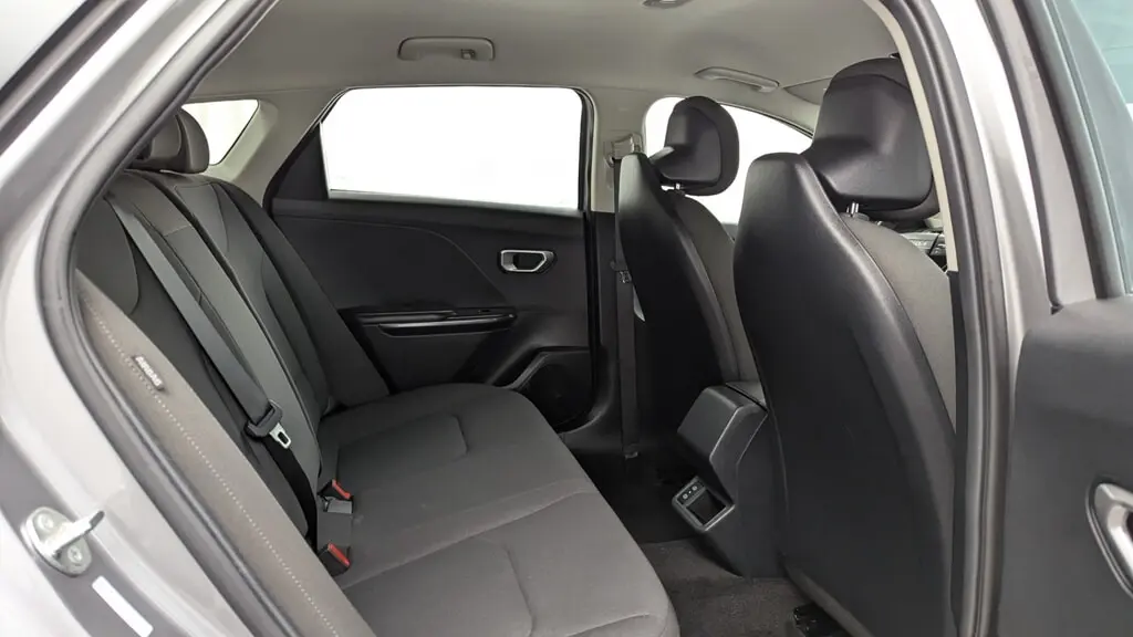2026 KIA K4 LXS photo 18
