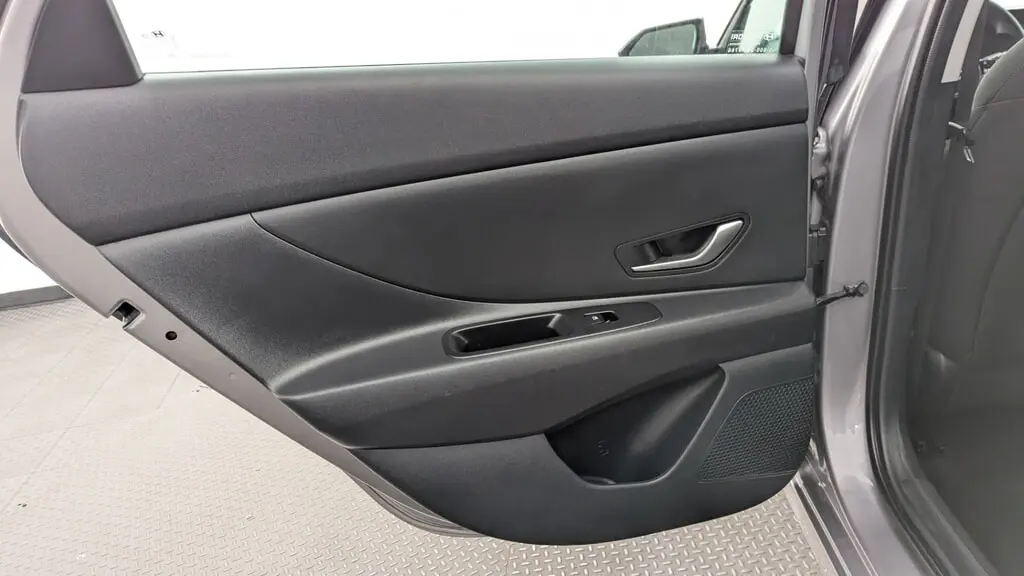 2024 HYUNDAI ELANTRA SEL photo 15