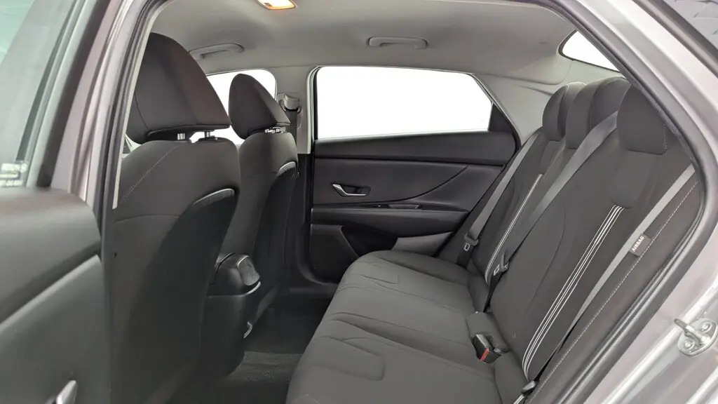 2024 HYUNDAI ELANTRA SEL photo 16