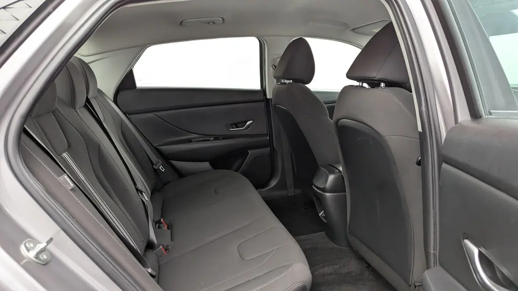 2024 HYUNDAI ELANTRA SEL photo 18