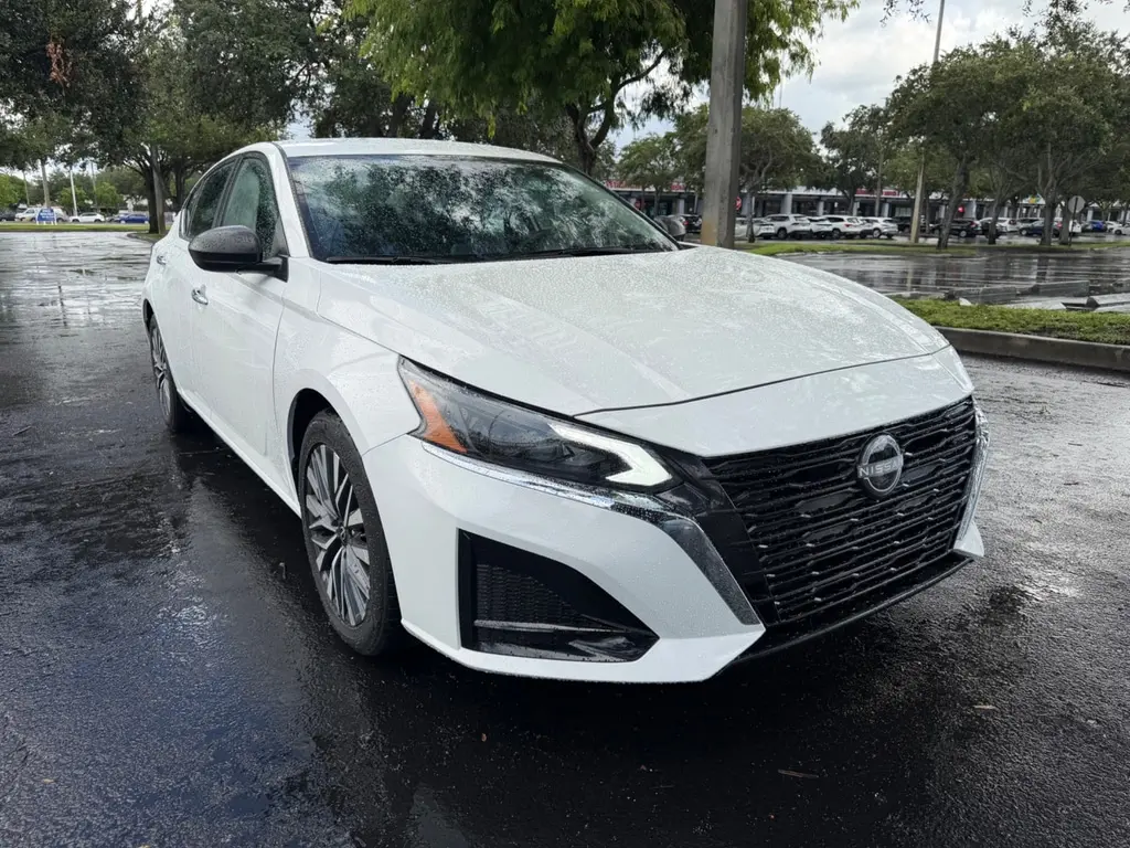 2025 NISSAN ALTIMA SV photo 8