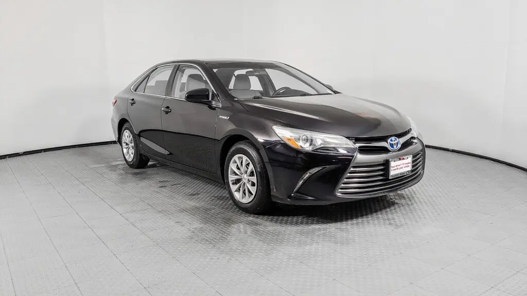 2015 TOYOTA CAMRY HYBRID LE photo 10