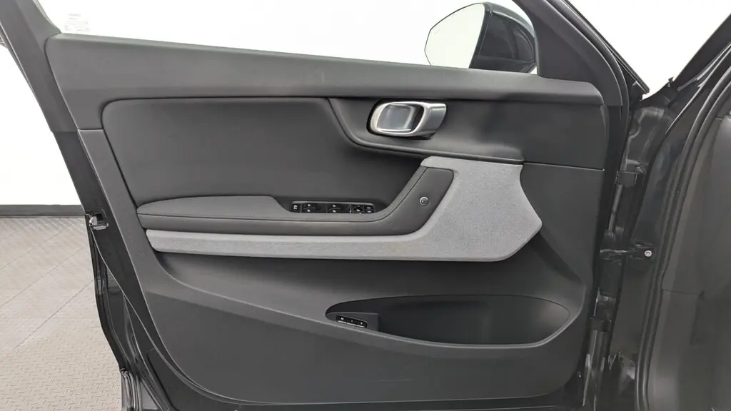 2024 POLESTAR 2 LONG RANGE photo 11