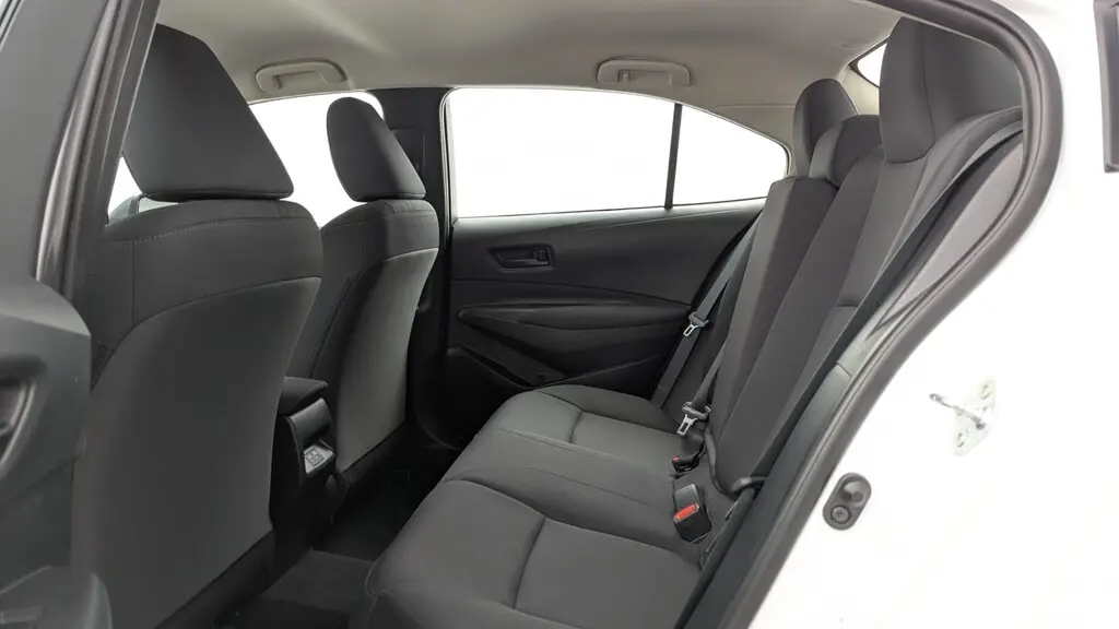 2025 TOYOTA COROLLA LE photo 16