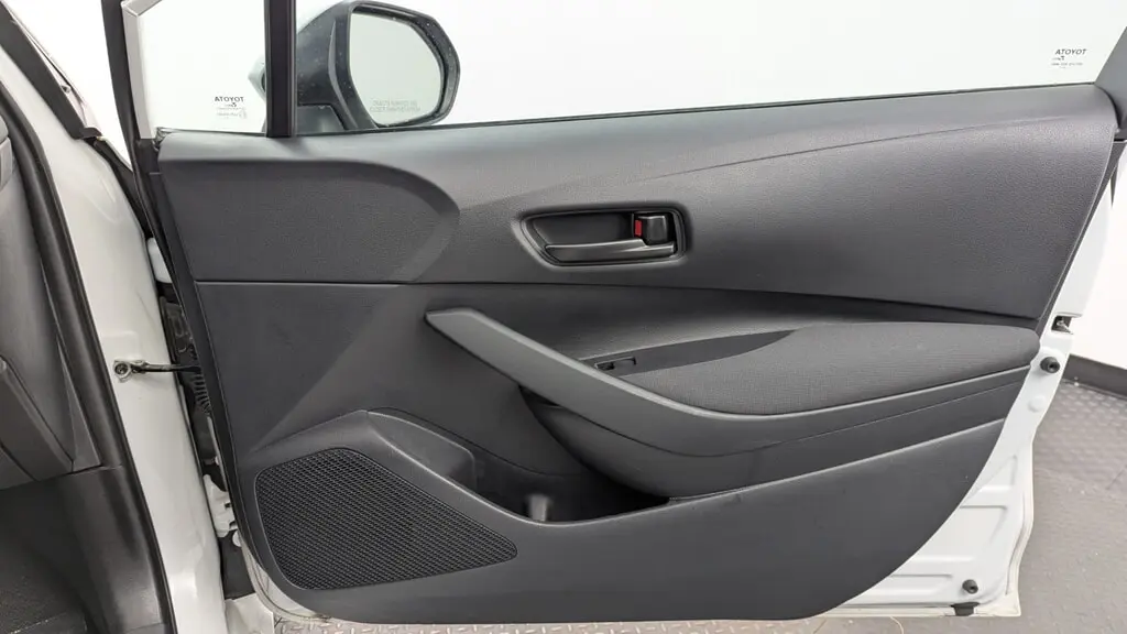 2025 TOYOTA COROLLA LE photo 22