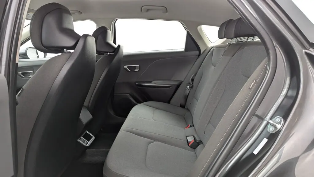 2026 KIA K4 LXS photo 16