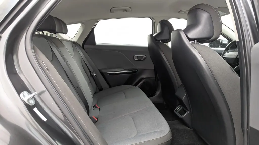 2026 KIA K4 LXS photo 18