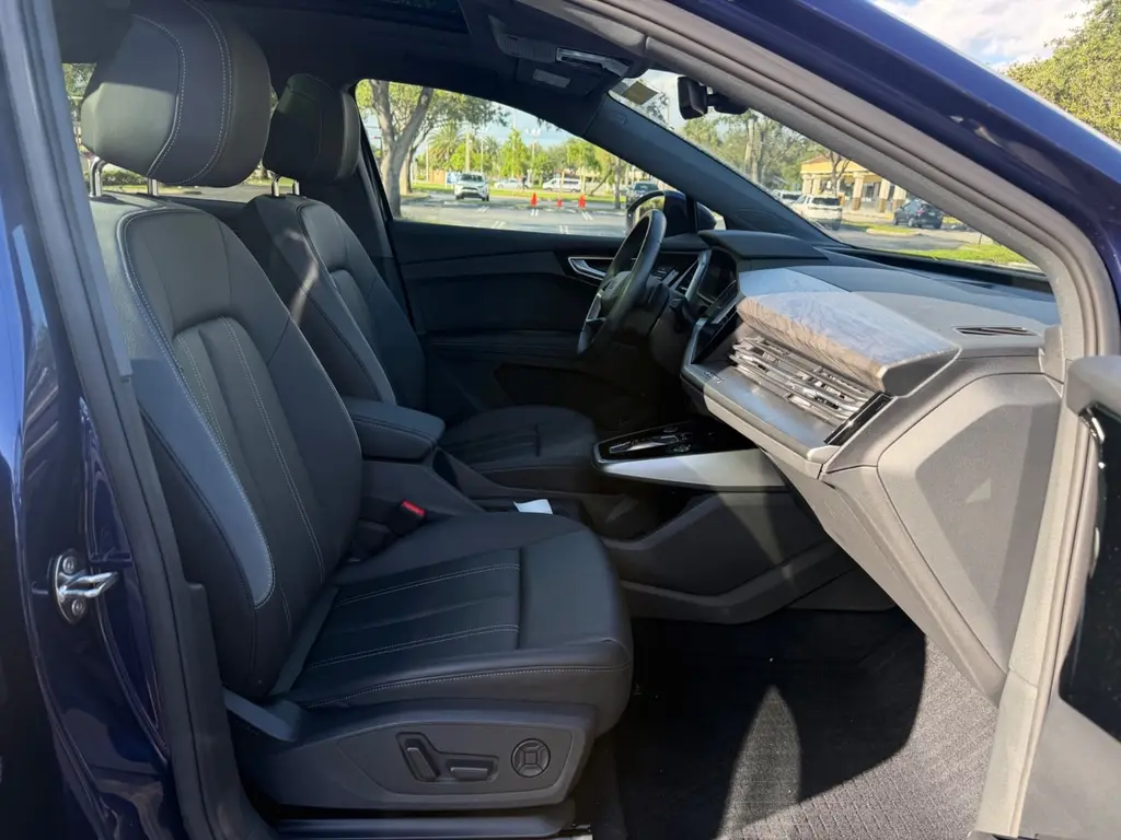 2023 AUDI Q4 E-TRON PREMIUM PLUS photo 10