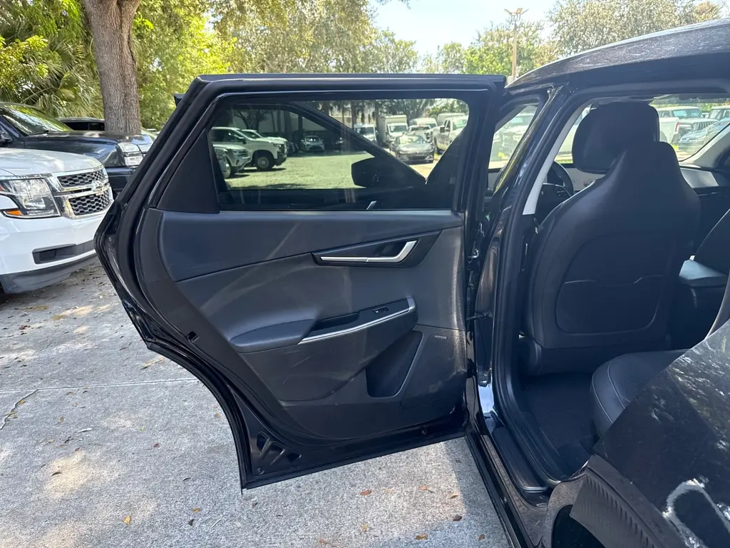 2024 KIA EV6 WIND photo 19