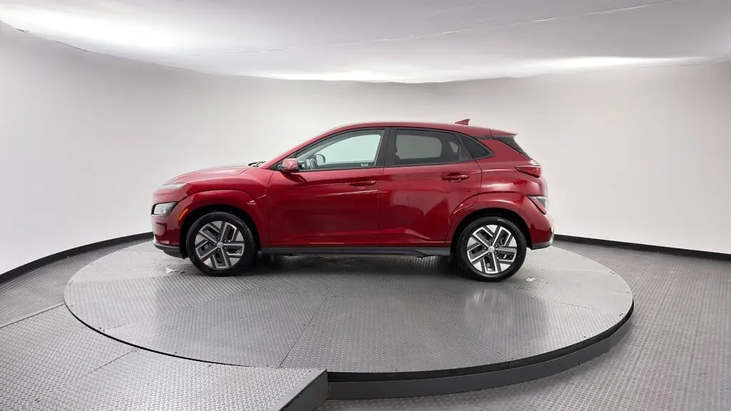 2023 HYUNDAI KONA ELECTRIC SE photo 2