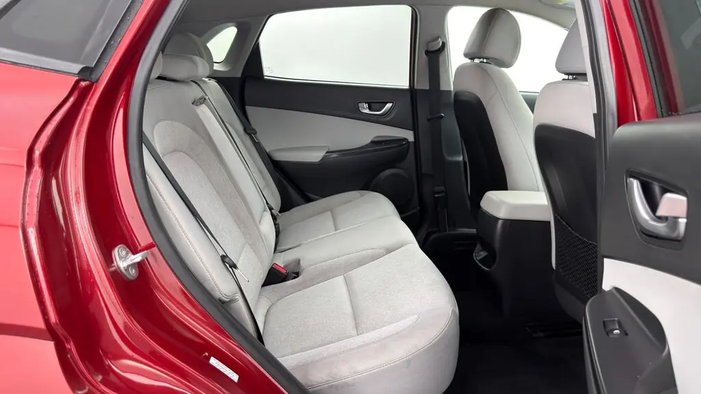 2023 HYUNDAI KONA ELECTRIC SE photo 18