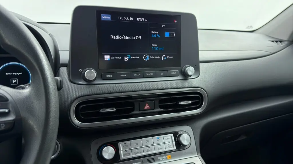 2023 HYUNDAI KONA ELECTRIC SE photo 27