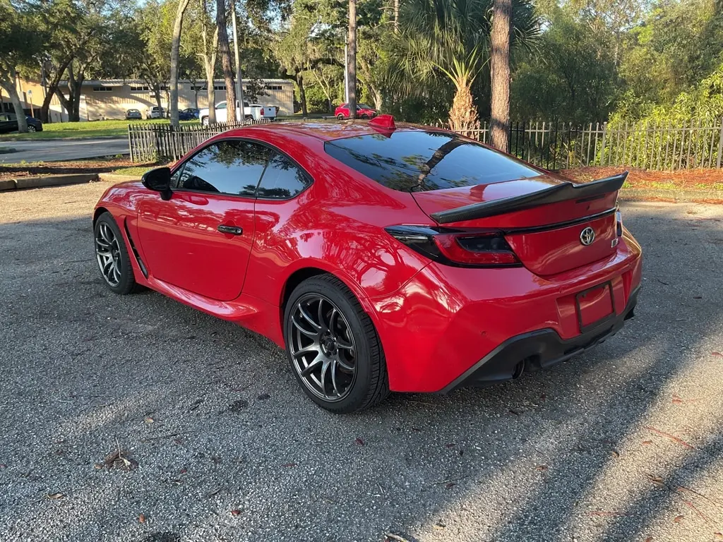 2022 TOYOTA GR86 photo 3