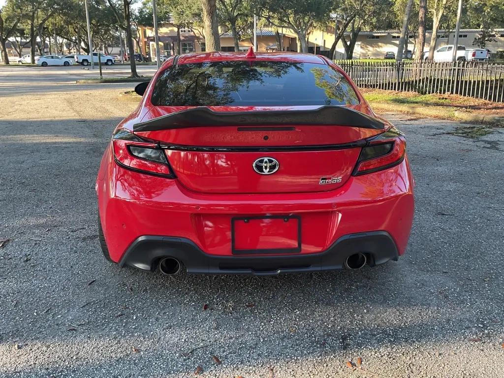 2022 TOYOTA GR86 photo 4
